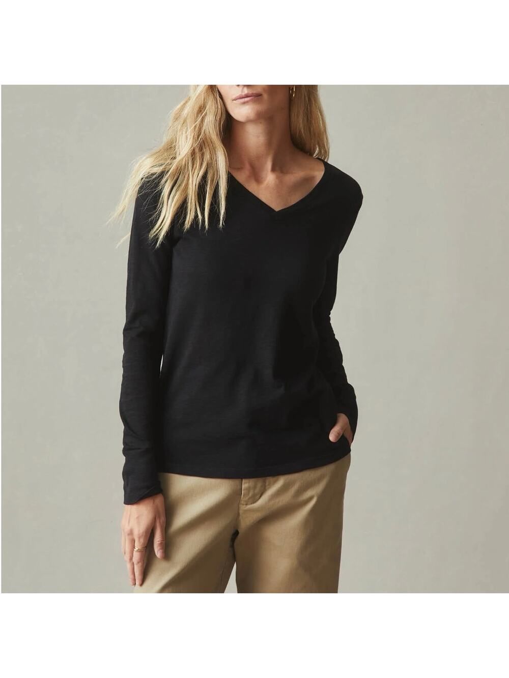 NWOT American Giant Women's Premium Cotton Slub V-Neck Long Sleeve Black Medium